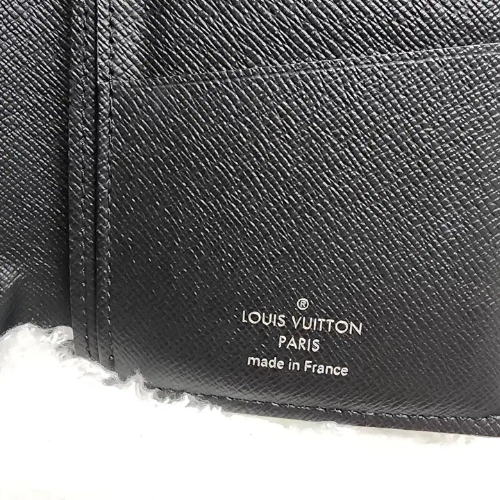 [SOLD OUT] 루이비통 이클립스 장지갑