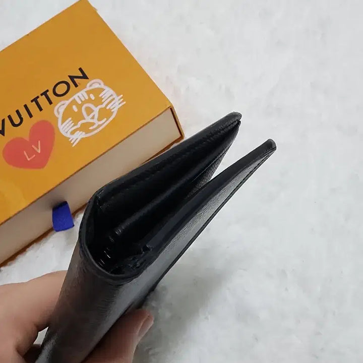 [SOLD OUT] 루이비통 이클립스 장지갑