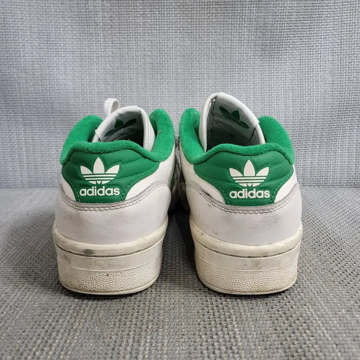 [BUNJANG] Adidas Sneakers 250 / 아디다스 스니커즈 250