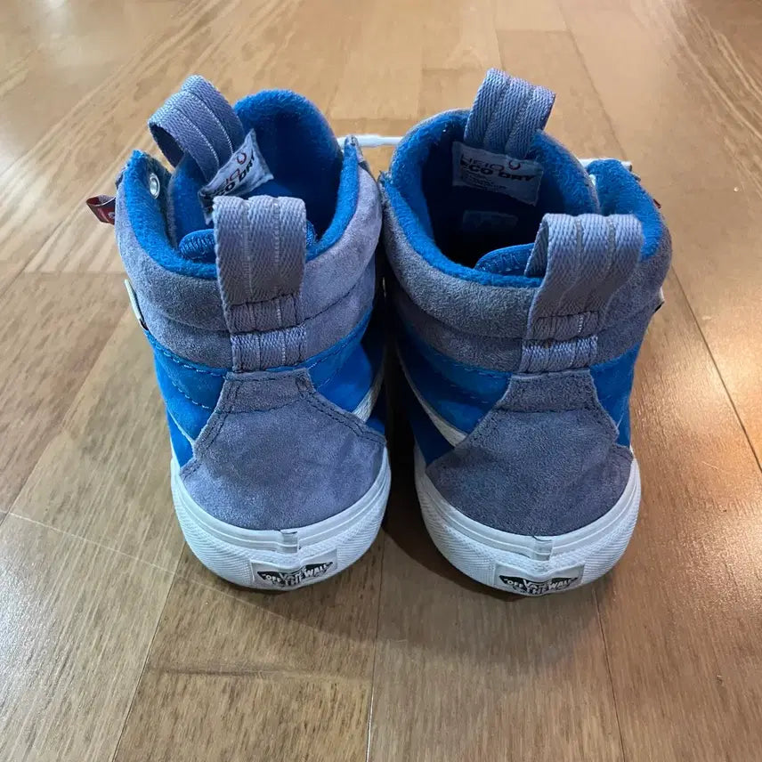 [BUNJANG] Vans Sk8-Hi Blue Block Sneakers (240) / 반스 스케이트하이 블루 블록 240