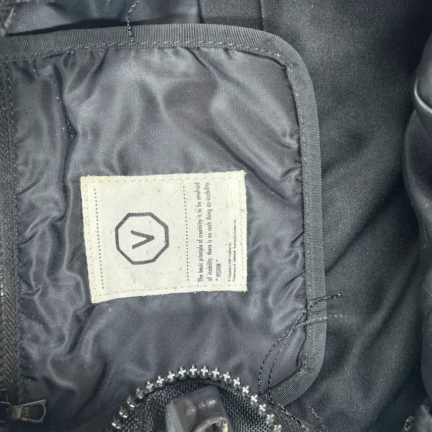 [BUNJANG] Visvim Black Blue Point Zipper Ballistic Backpack 20L / VISVIM 올드비즈빔 블랙 블루포인트지퍼 발리스틱백팩 20L