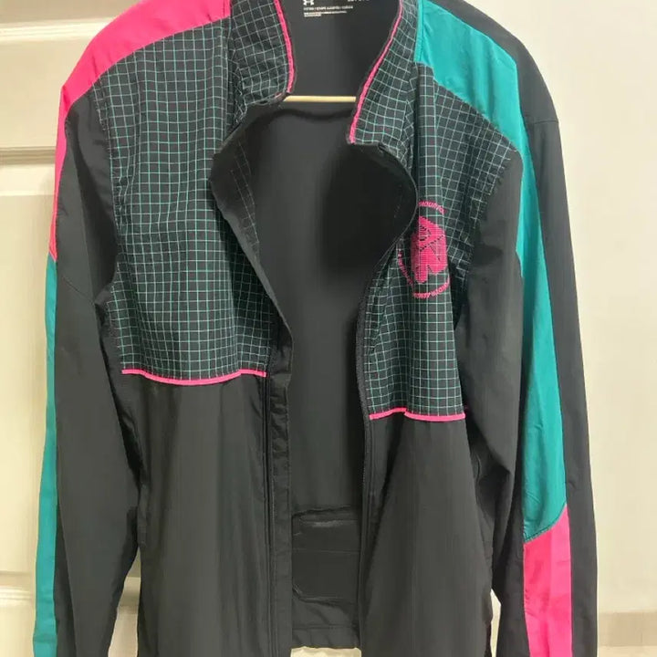 [BUNJANG] Under Armour Run Anywhere Storm Jacket / 언더아머 UA 런 애니웨어 스톰 재킷