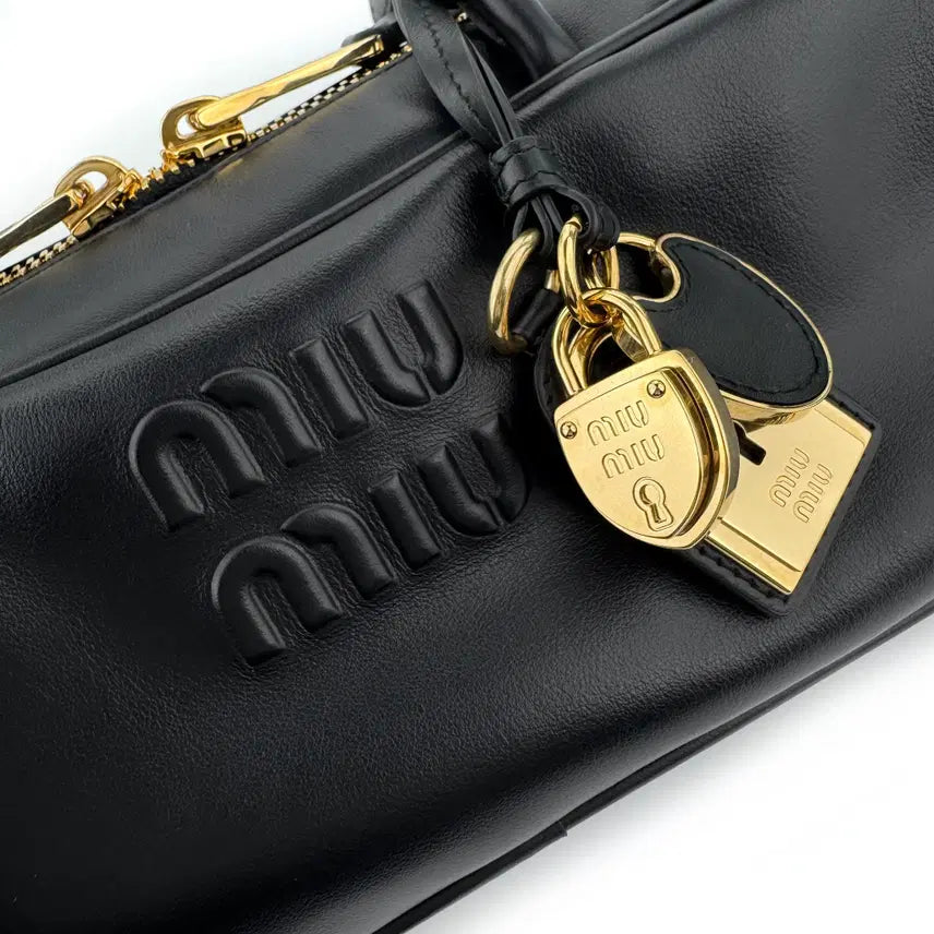 [BUNJANG] Miu Miu Bag Black / 미우미우 보 백