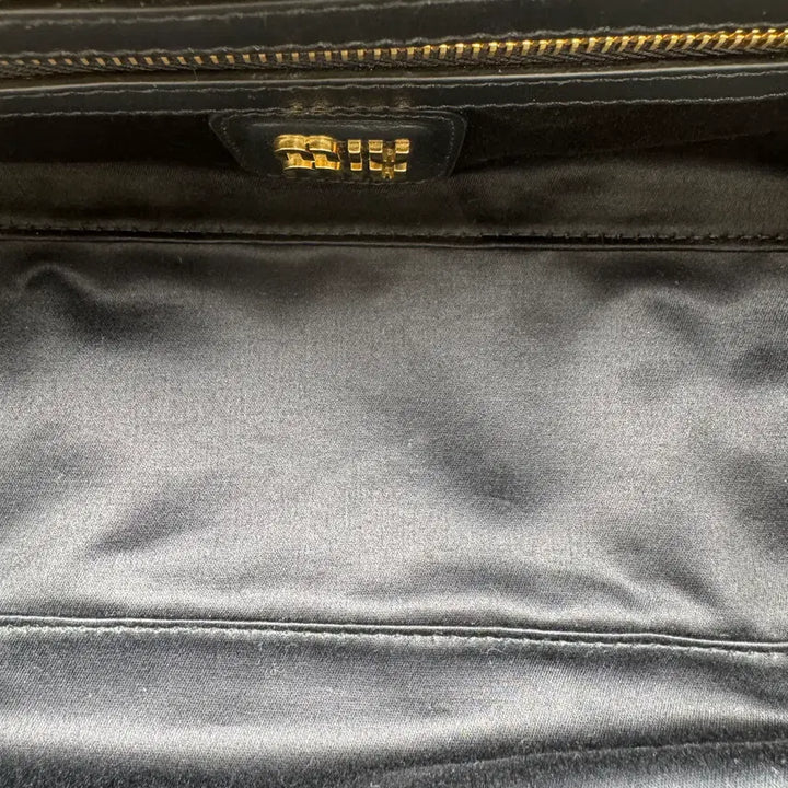 [BUNJANG] Miu Miu Bag Black / 미우미우 보 백