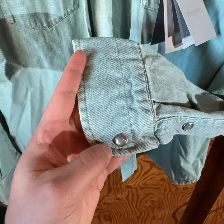 [BUNJANG] Tom Ford Green Denim Shirt / 톰포드 그린 데님 청 셔츠 새상품 판매 합니다.