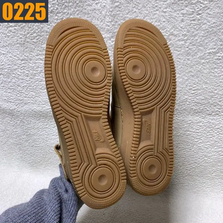 [BUNJANG] NIKE Air Force 1 Mid High-Top Sneakers / [290] NIKE 나이키 에어포스1 미드 된장포스 하이탑