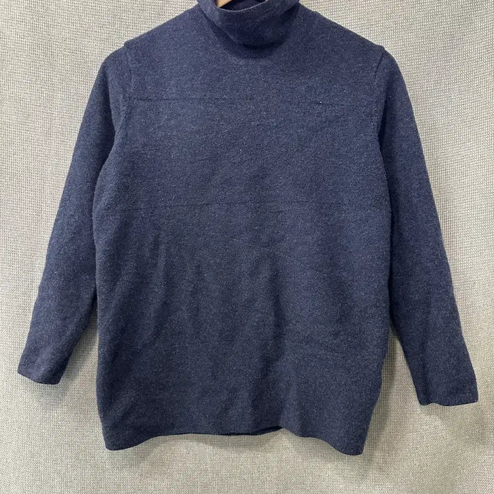 [BUNJANG] Cresson Navy Turtleneck Knit / 크레송 울 100% 네이비 터틀넥 니트