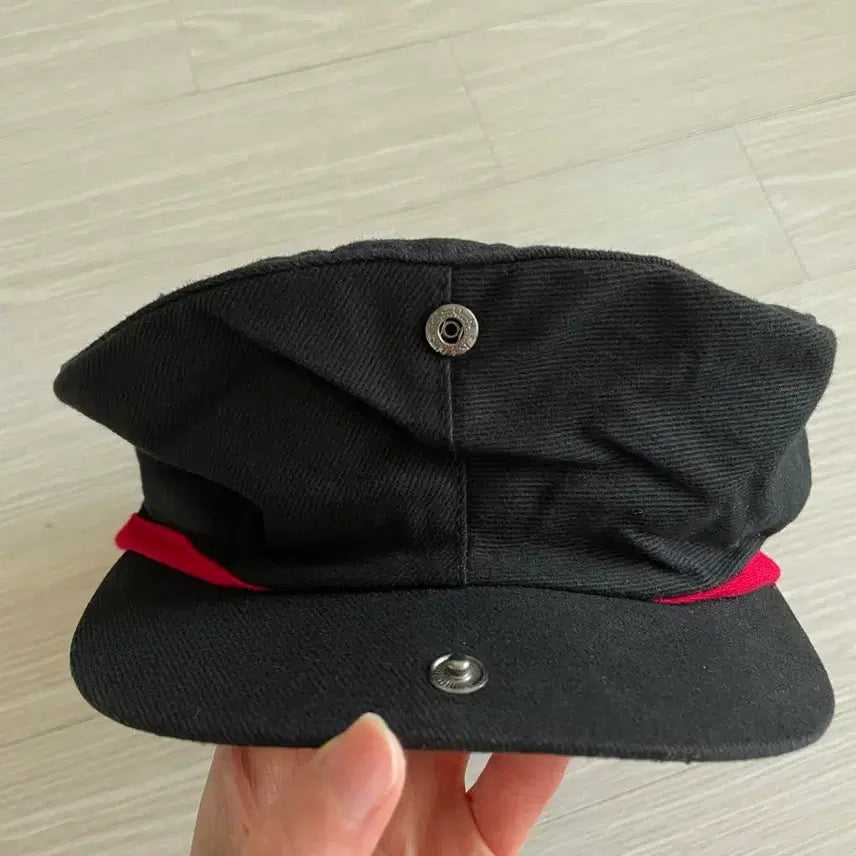 [BUNJANG] Nike Swoosh Old School Hunting Cap - Black / 나이키 스우시 자수 올드스쿨 베레모 헌팅캡 뉴스보이 블랙