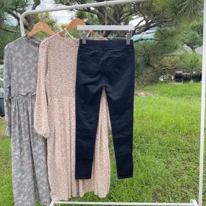 [BUNJANG] Black Skinny Pants / 밴딩 면 스키니 블랙 별 시스루 고무줄 쫄바지 바지 팬츠