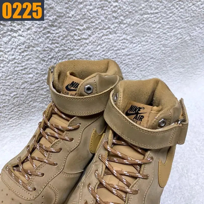 [SOLD OUT] [290] NIKE 나이키 에어포스1 미드 된장포스 하이탑
