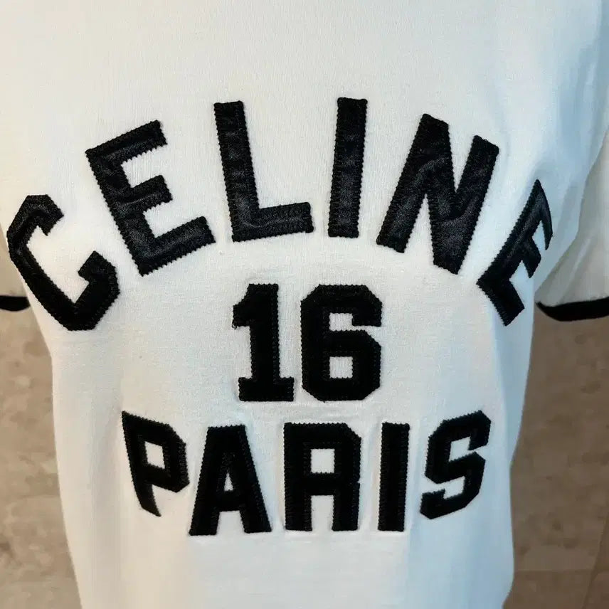 [SOLD OUT] 셀린느 16 PARIS 링거 티셔츠 화이트정품
