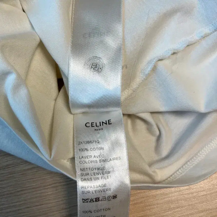 [SOLD OUT] 셀린느 16 PARIS 링거 티셔츠 화이트정품