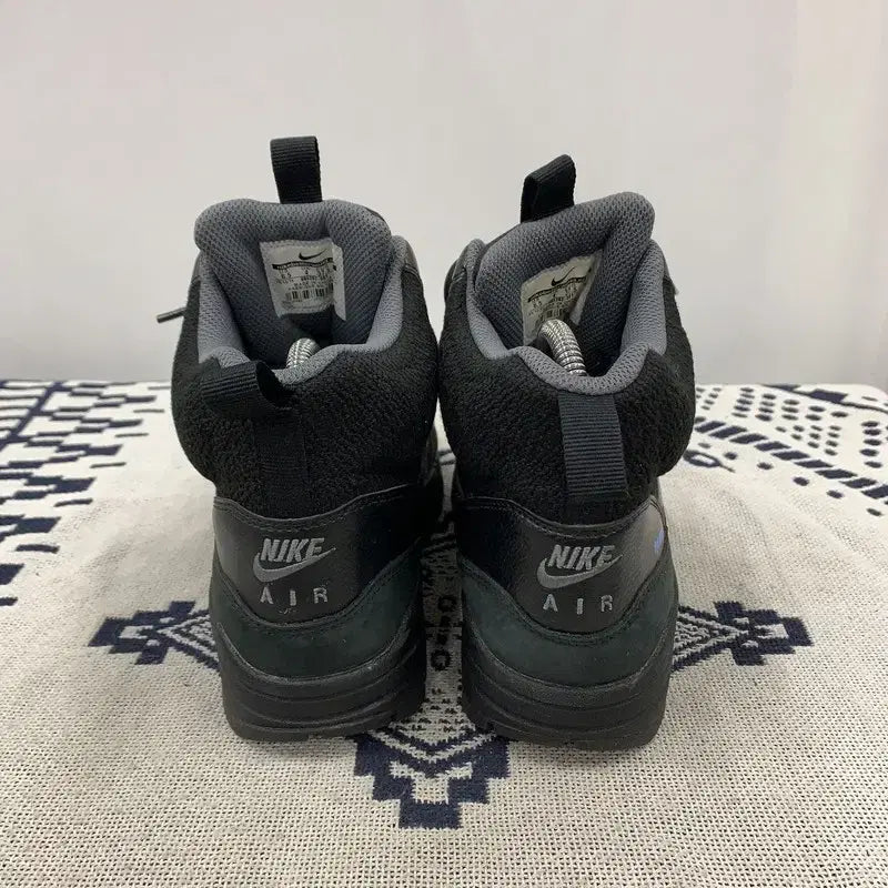 [BUNJANG] Nike Air Max 1 Mid Sneakers Boots 235 / 나이키 에어맥스 1 미드 스니커즈 부츠 235 E02334