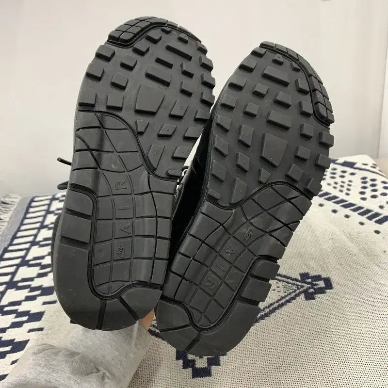 [BUNJANG] Nike Air Max 1 Mid Sneakers Boots 235 / 나이키 에어맥스 1 미드 스니커즈 부츠 235 E02334