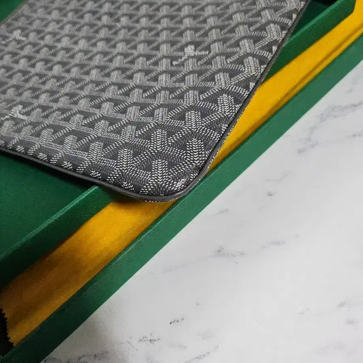 [BUNJANG] Goyard GM Clutch - Gray / 고야드 클러치백 그레이 Gm
