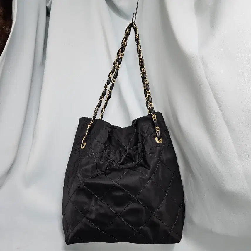 [BUNJANG] TIME Quilting Chain Bag / 2021. 한섬타임) 레터링포인트 퀄팅 체인백