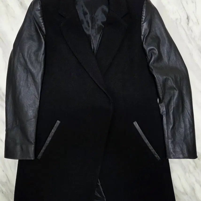 [BUNJANG] Theory Leather Mix Coat / 띠어리 가죽 믹스 코트