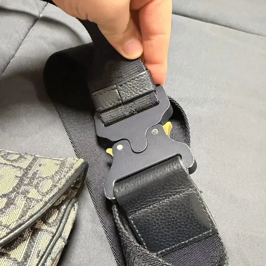 [BUNJANG] Dior Oblique Saddle Bag / [최저가] 디올 새들백