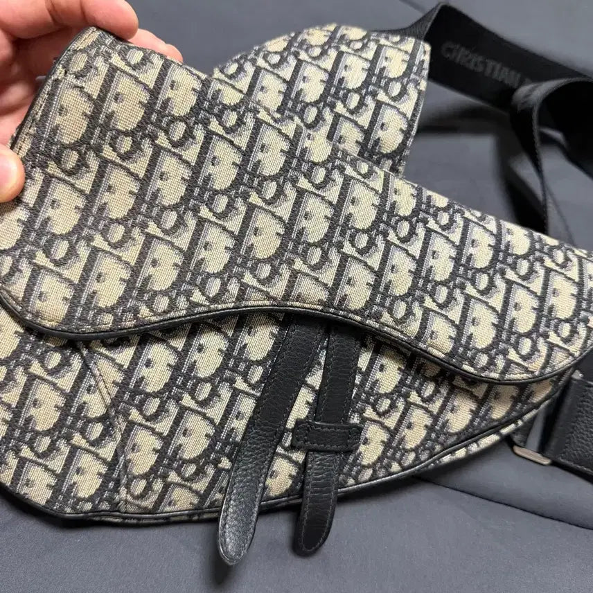[BUNJANG] Dior Oblique Saddle Bag / [최저가] 디올 새들백
