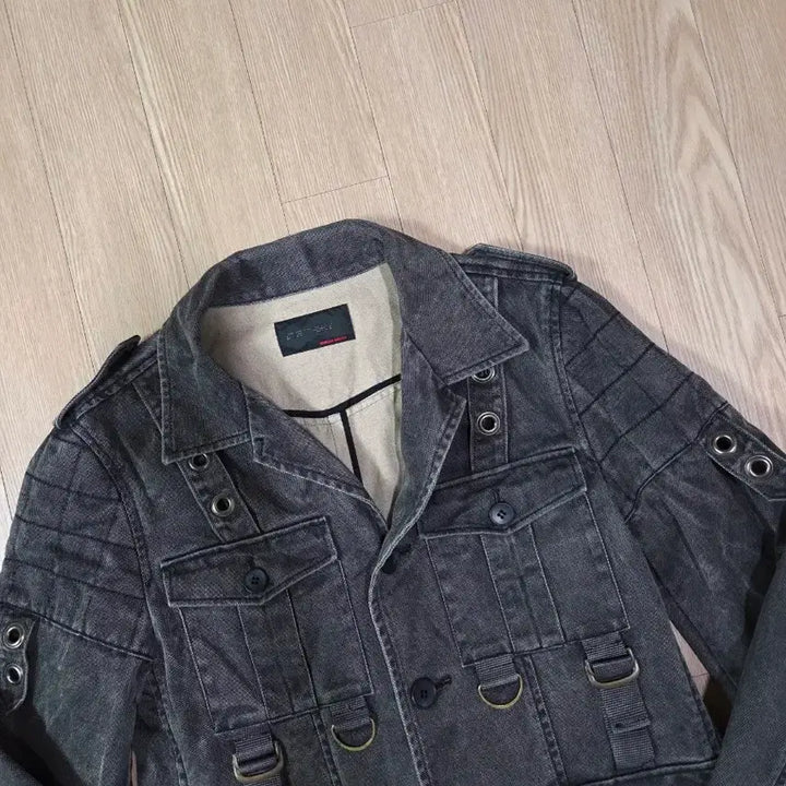 [BUNJANG] maniac works Japan Grey Denim Jacket / maniac works japan 원워싱 그레이 데님 디테일 재킷