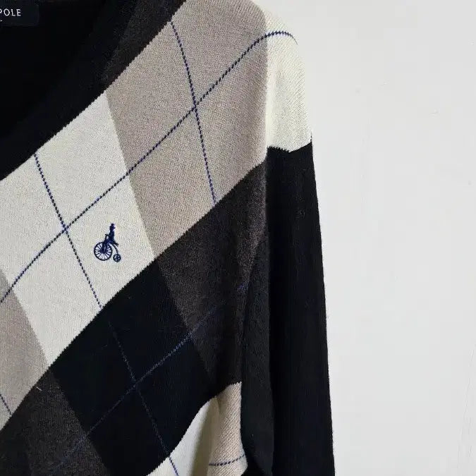 [BUNJANG] Beanpole Argyle V-neck Knit Sweater / 빈폴 아가일 무늬 브이넥니트 (2.25