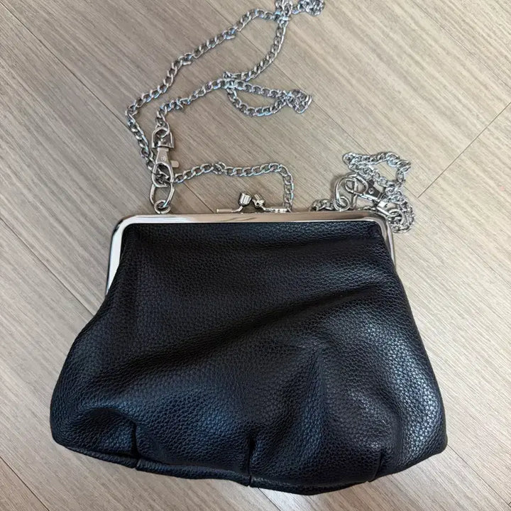 [BUNJANG] Vivienne Westwood Crossbody Bag / 비비안웨스트우드 크로스백