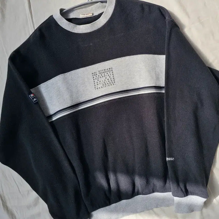[BUNJANG] Ellesse Sweatshirt - Size M / 엘레쎄 맨투맨