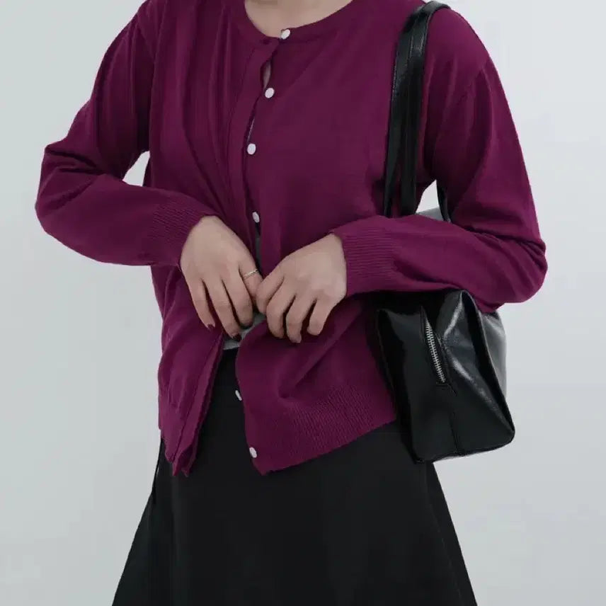 [BUNJANG] O-New-E Breeze Burgundy Round Cardigan / 오뉴이 브리즈 히든 버튼 라운드 가디건 버건디