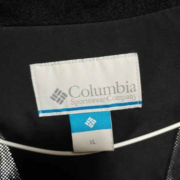 [BUNJANG] Columbia Long Down Padded Parka (Black, Size 100) / 컬럼비아 후드 털 블랙 롱패딩