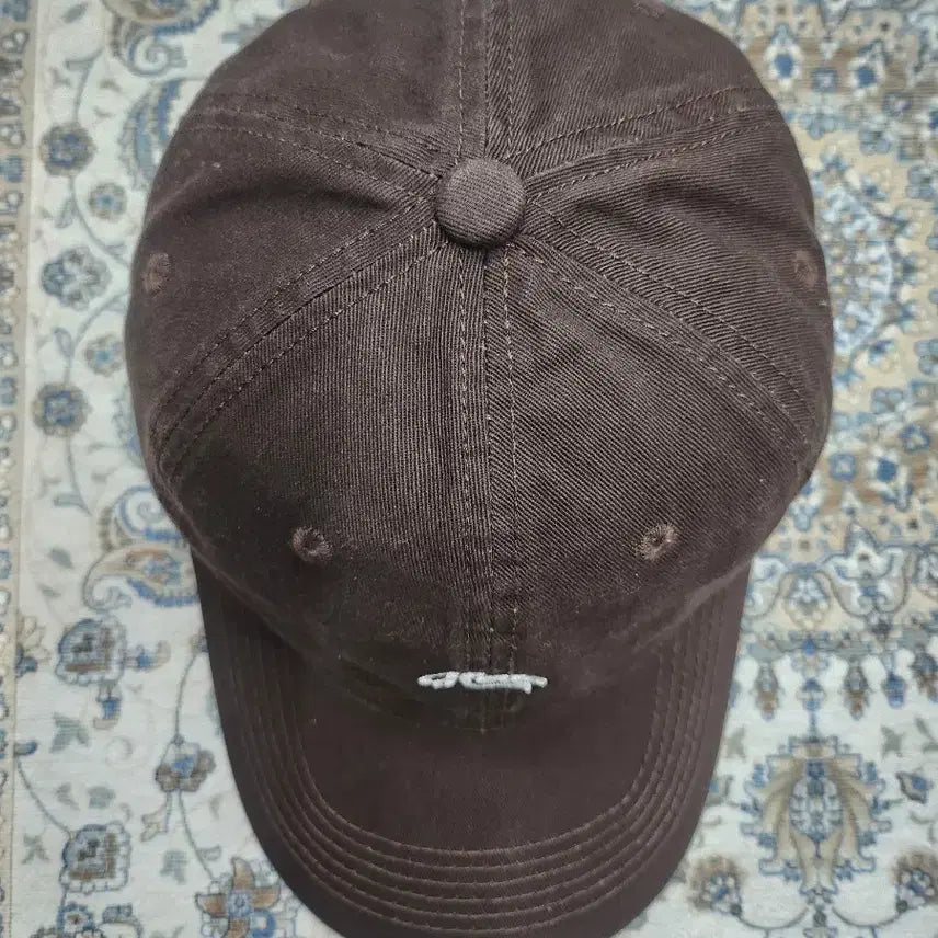 [SOLD OUT] Hello 자수 브라운 볼캡