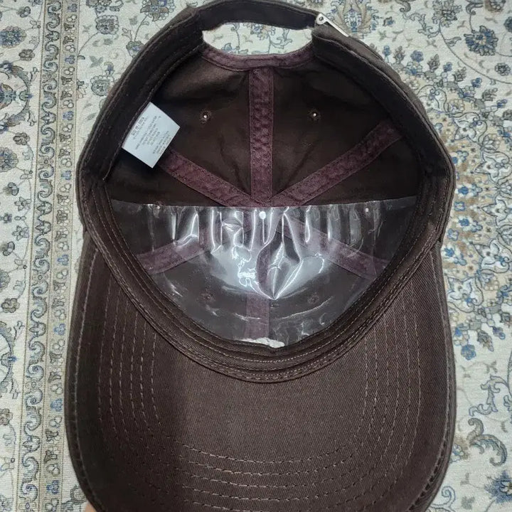 [SOLD OUT] Hello 자수 브라운 볼캡