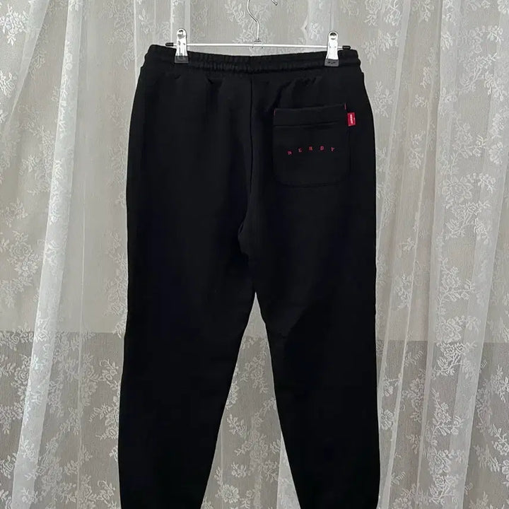 [BUNJANG] NERDY Black Training Jogger Pants / XS) 널디 트레이닝 팬츠 조거 블랙