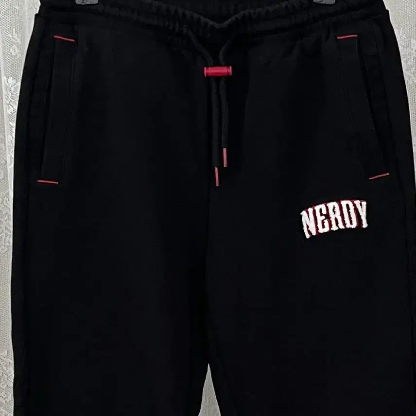 [BUNJANG] NERDY Black Training Jogger Pants / XS) 널디 트레이닝 팬츠 조거 블랙