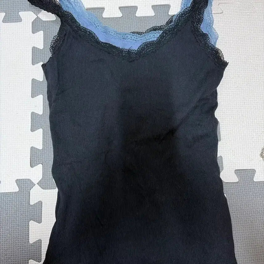 [BUNJANG] Uniqlo Lace Tank Top (Set) / 유니클로 레이스탑나시