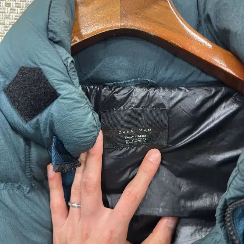 [SOLD OUT] 자라 ZARA 캐주얼 패딩 조끼 L M12728