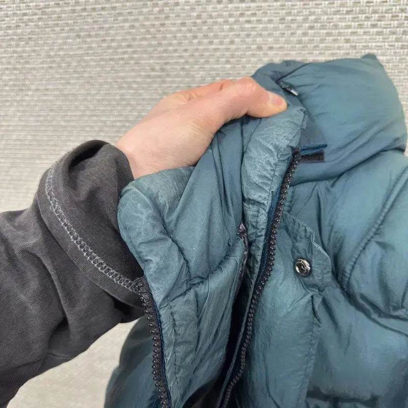 [SOLD OUT] 자라 ZARA 캐주얼 패딩 조끼 L M12728