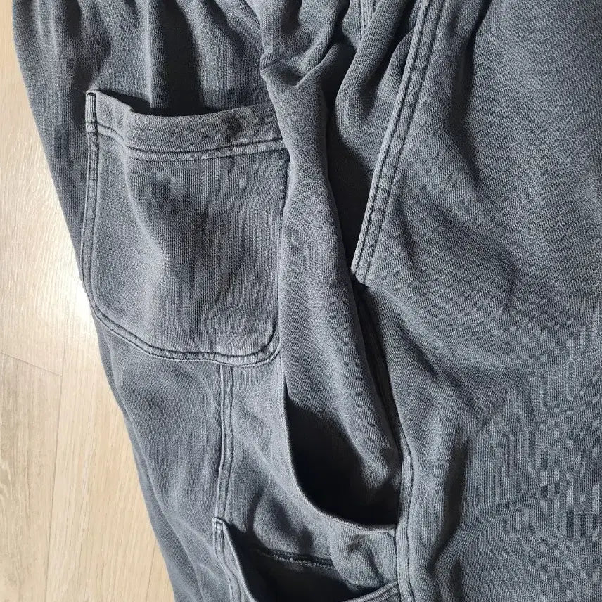 [BUNJANG] Code:Graphy Training Pants / 코드그라피 트레이닝바지