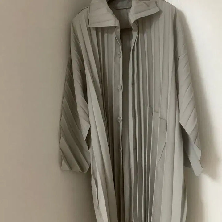 [BUNJANG] Homme Plisse Edge Coat Gray / 옴므플리세 엣지코트 그레이