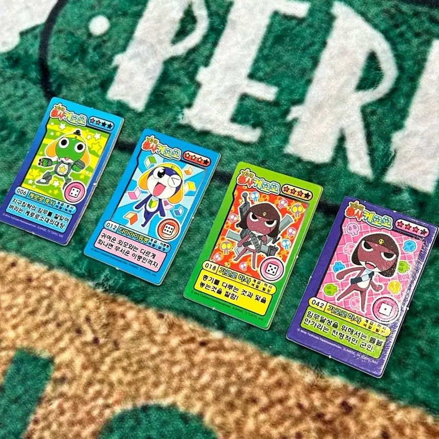 [BUNJANG] Vintage Keroro Mini Card Game Ttakji / 고전문구 케로로 미니카드 게임 딱지