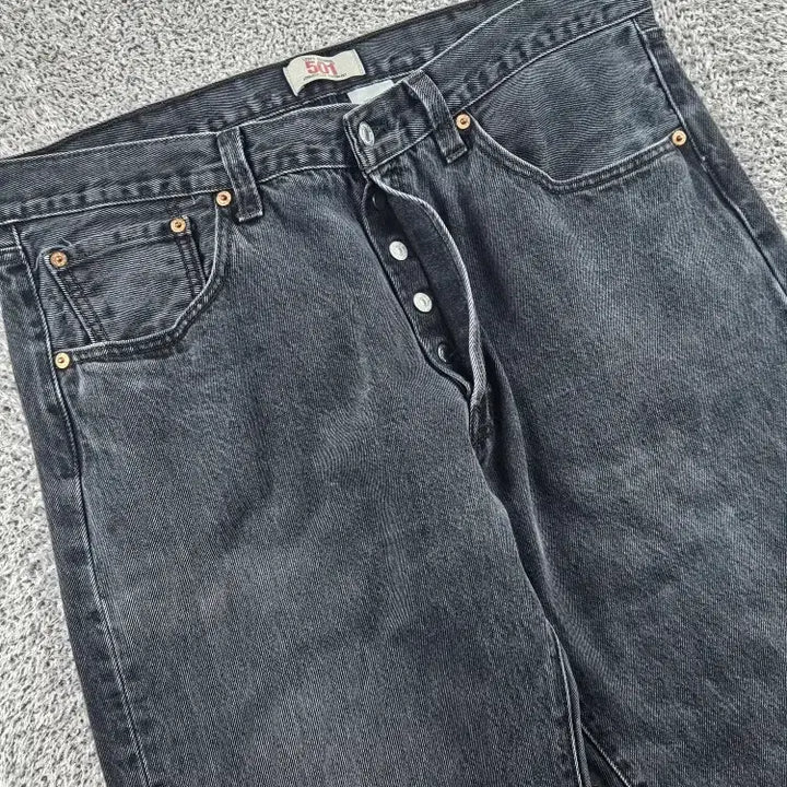 [BUNJANG] Levi's 501 Black Denim Jeans (38X30) / 리바이스 501 블랙 데님 진 팬츠 ( 38X30 ) / 11326