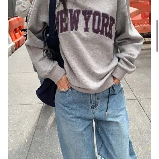 [BUNJANG] H.E.I.G.H. Man-to-Man / 헤이그 맨투맨