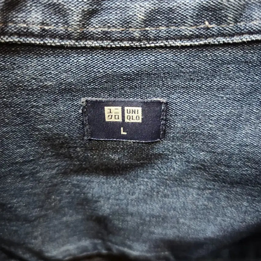[BUNJANG] Uniqlo Two Pocket Denim Shirt L / 유니클로 투포켓 데님 셔츠 L(L)