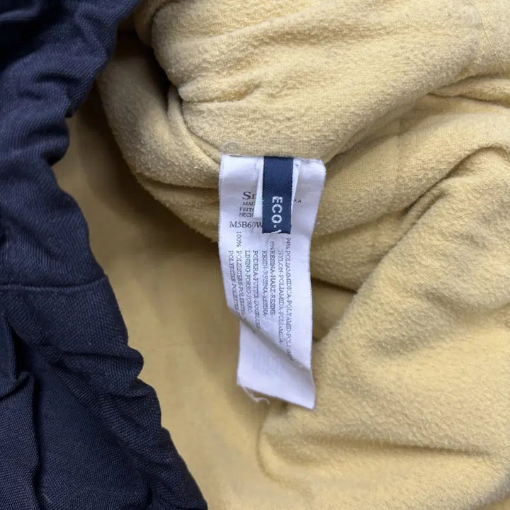 [BUNJANG] Armani Jeans 90's Reflective Jacket (Size 105) / 90's 아르마니 진스 리플렉티브 자켓 105