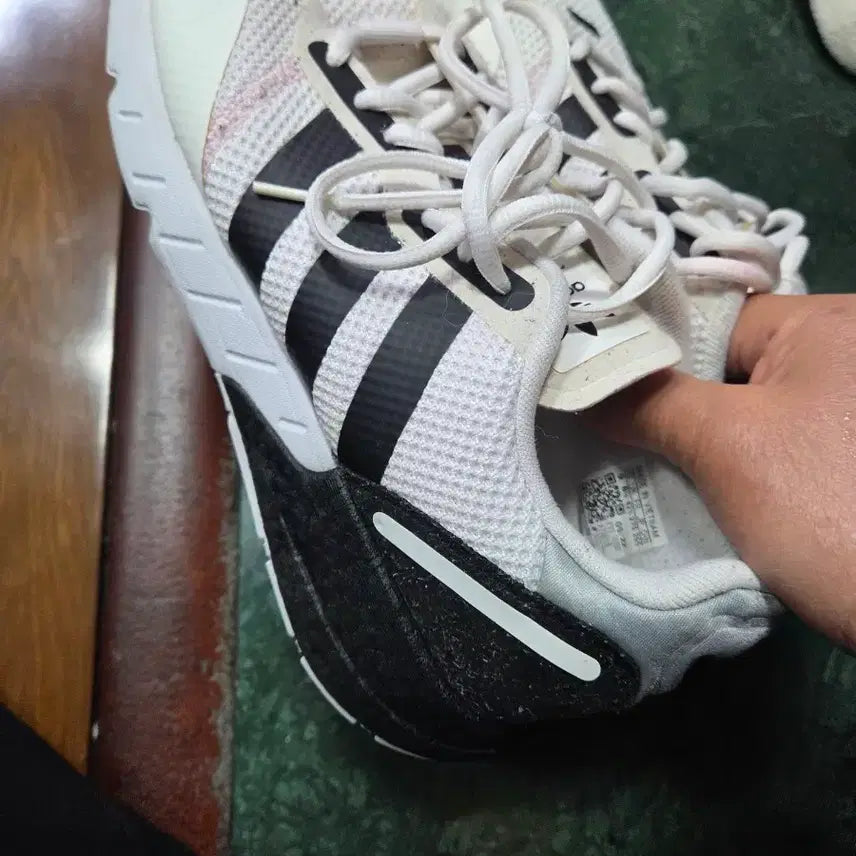 [SOLD OUT] 아디다스 운동화 흰검 ZNTASY265