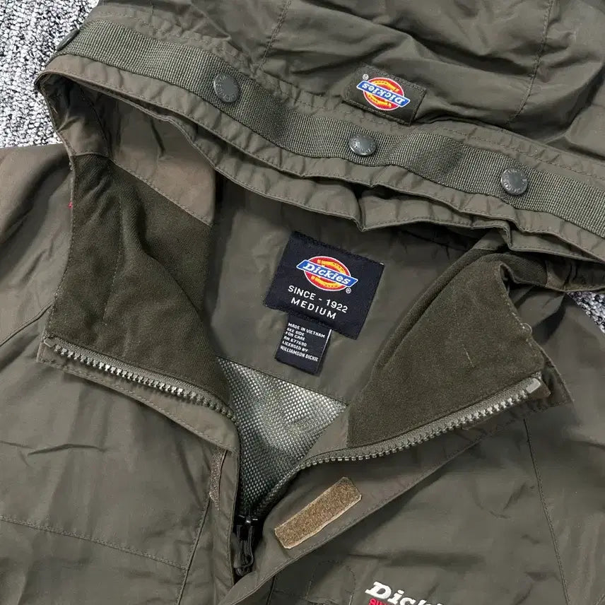 [BUNJANG] Dickies Khaki Field Jacket M / 디키즈 카키 야상 바람막이 자켓 M