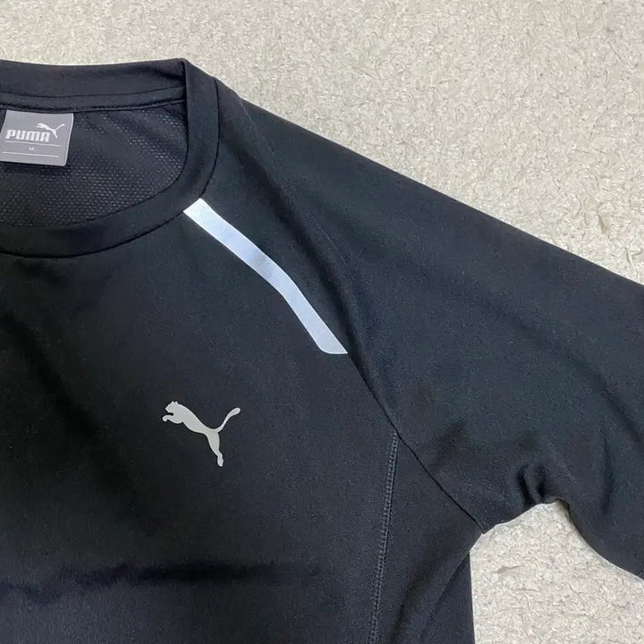 [BUNJANG] Puma Black Functional Short Sleeve T-Shirt (Size M) / 푸마 블랙 기능성 반팔티 m 95