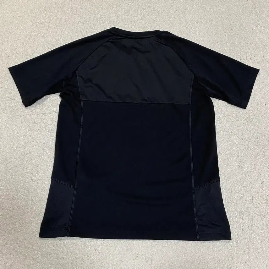 [BUNJANG] Puma Black Functional Short Sleeve T-Shirt (Size M) / 푸마 블랙 기능성 반팔티 m 95
