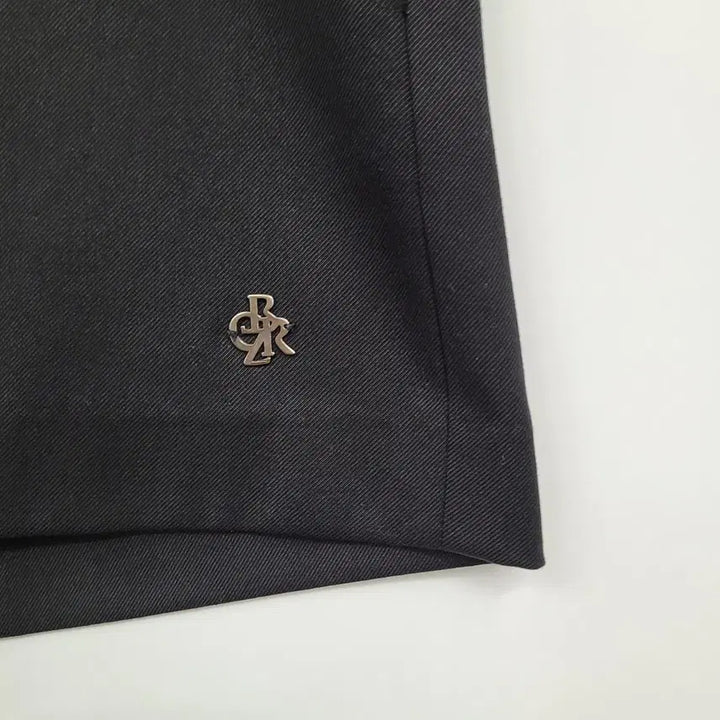 [BUNJANG] Citybreeze Black Shorts M / 시티브리즈 블랙 반바지/2023ss/M/앨리스/361