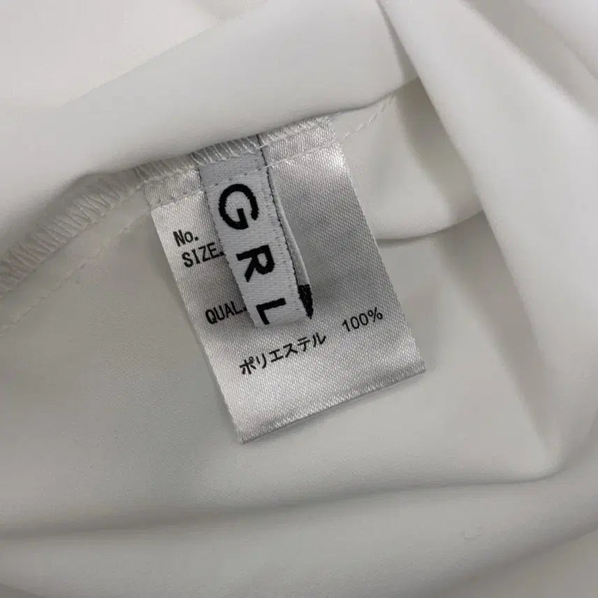 [BUNJANG] Grl Greil Ribbon Blouse / 반택무배ㅣgrl그레일 반팔리본블라우스 스나계양산형미셸마카롱