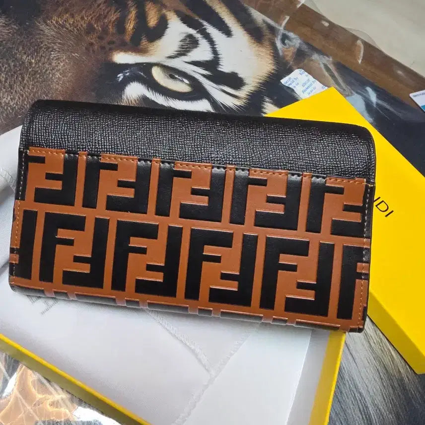 [BUNJANG] Fendi FF Logo Wallet / 펜디 FF 로고 지갑